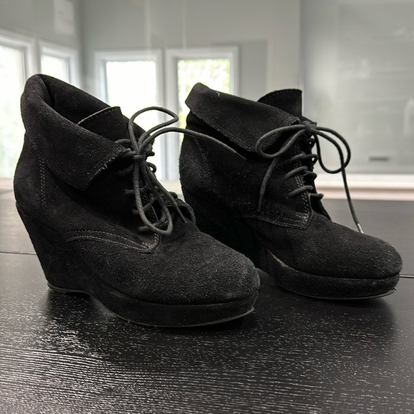 Steve Madden Maarkee Lace Up Heel Booties - 8 - Picture 2 of 10